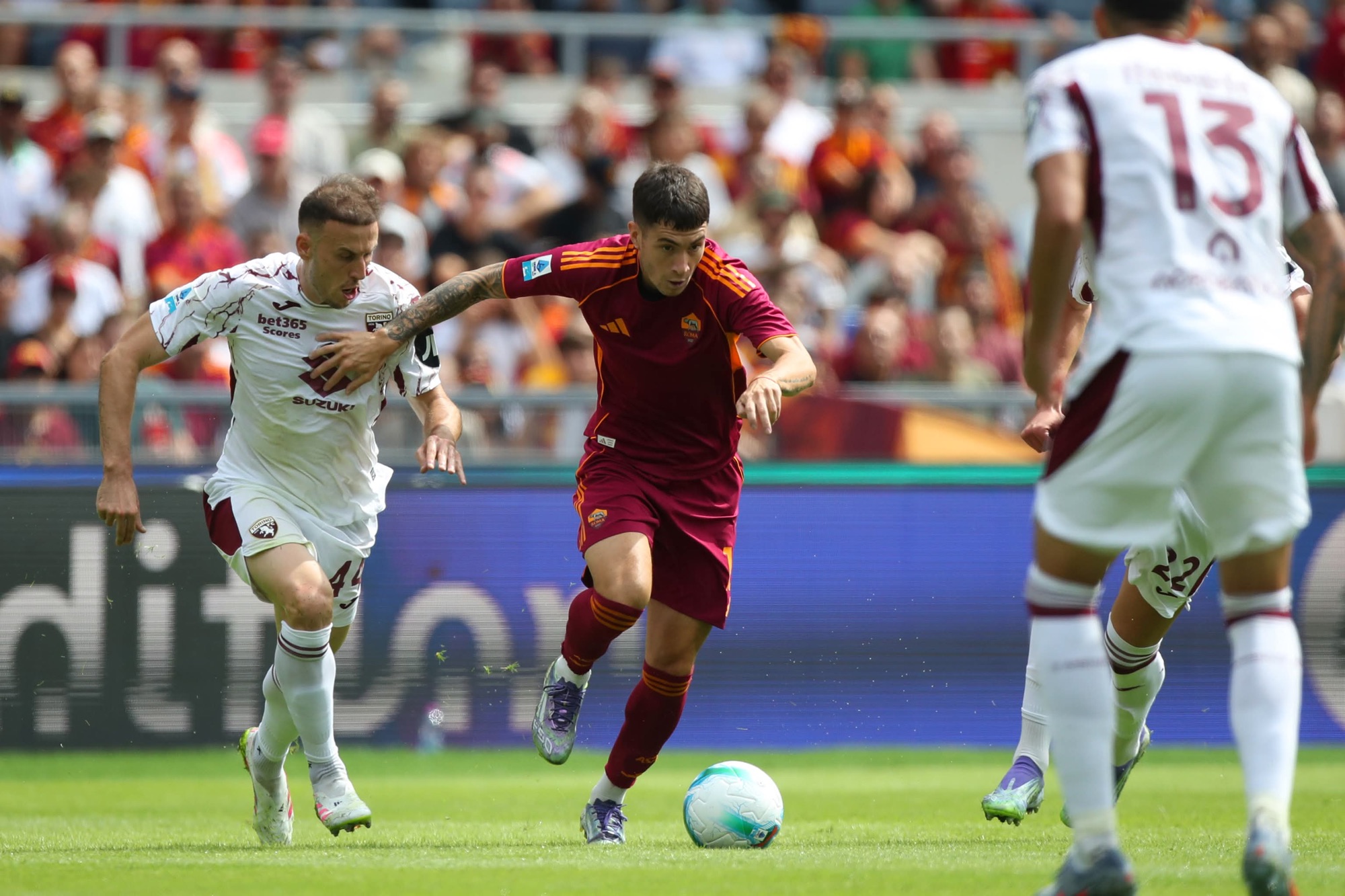 Soulé: “Non ci dobbiamo ancora esaltare, sono le prime partite. Mi immagino a vita alla Roma”