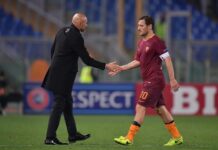 Totti e Spalletti, il “ritorno al futuro” è servito: il Capitano regala una DeLorean al tecnico