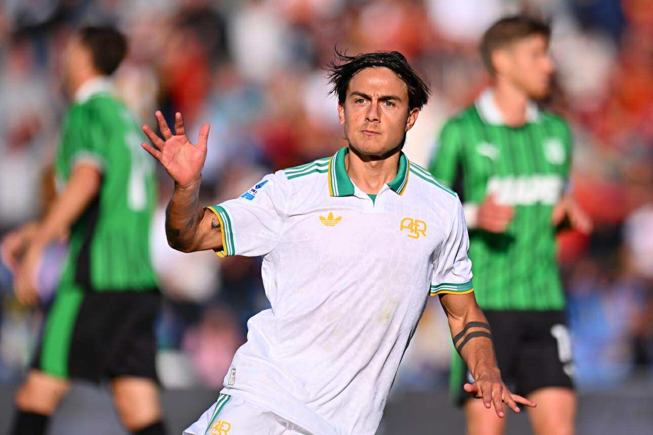 Sassuolo-Roma 0-1. I giallorossi volano in testa alla classifica: decisivo Dybala