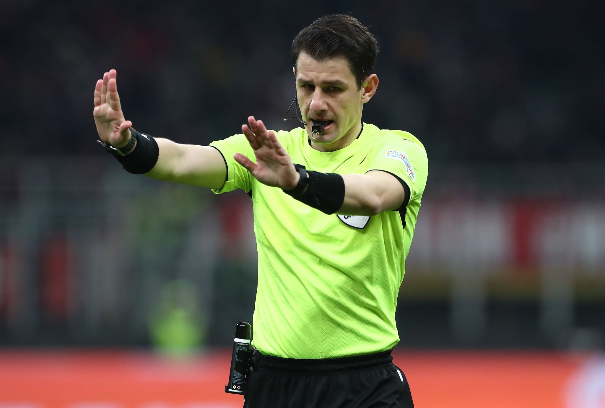 Roma–Viktoria Plzen, designato l’arbitro Meler: nessun precedente con le due squadre