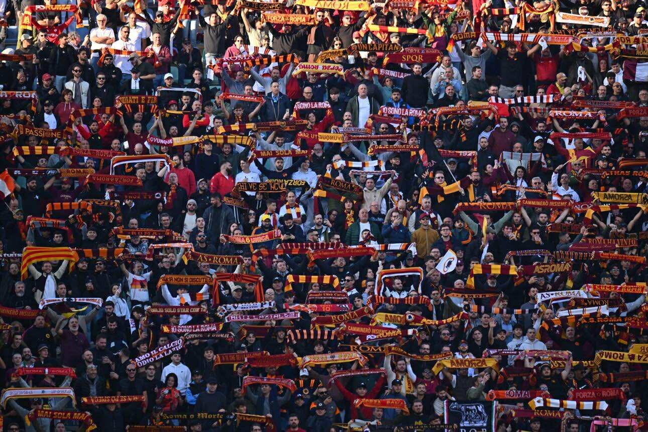 Europa League: tifosi trattenuti a Nizza, verso la liberazione gli ultimi sei tifosi