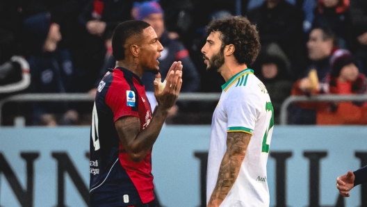 Cagliari-Roma, scintille in campo: tensione altissima tra Hermoso e Folorunsho