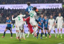 Roma, stop a Bergamo ma la Champions è ancora lì