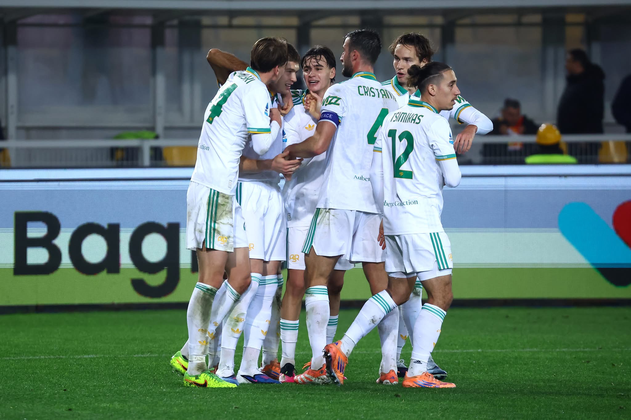 Roma pragmatica, colpi pesanti a Lecce: l’Epifania accende la corsa Champions