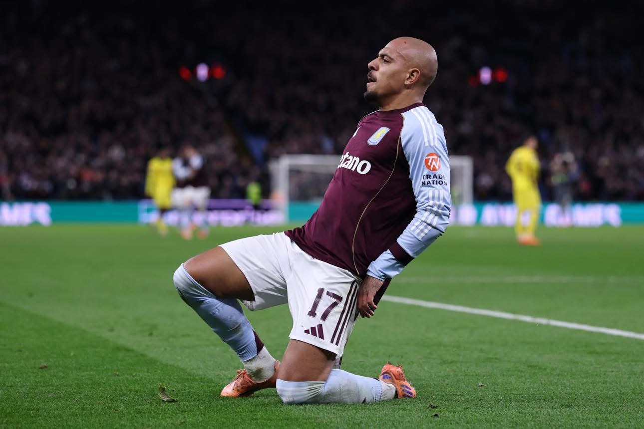 Malen, ieri le visite mediche. L’olandese ha scelto il numero 14