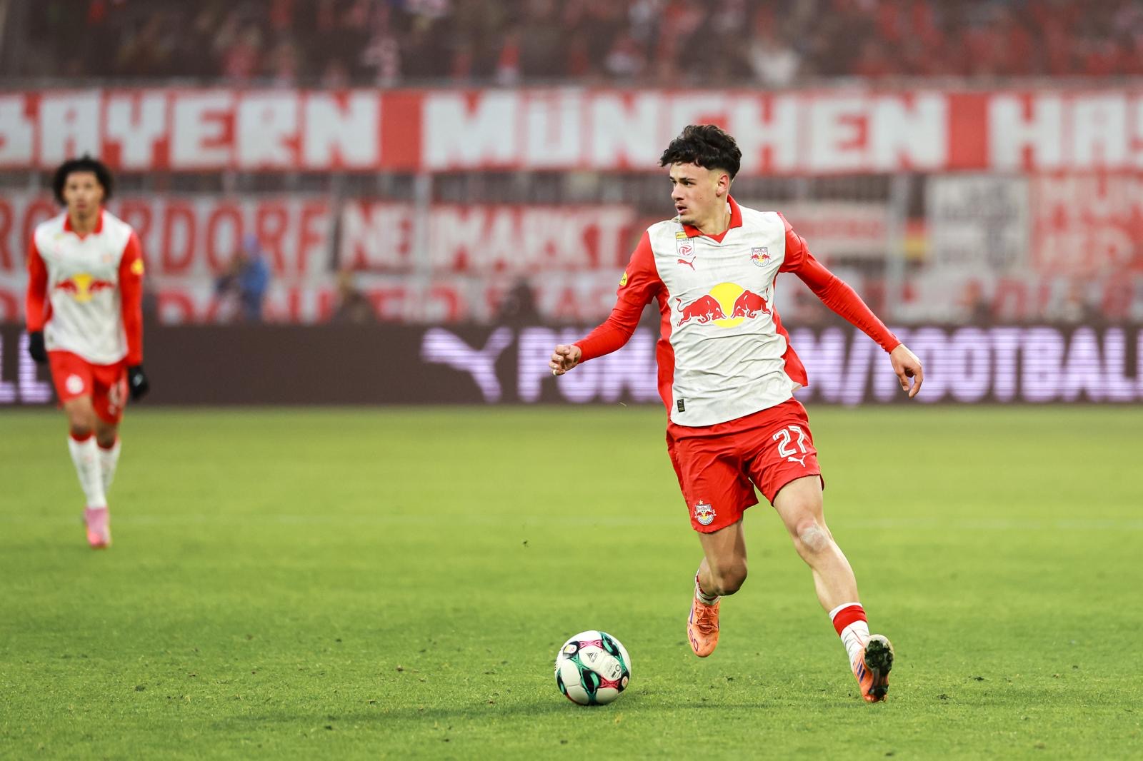 Mercato Roma, occhi su Alajbegović: sfida a Inter e Lazio per l’ala del Salisburgo