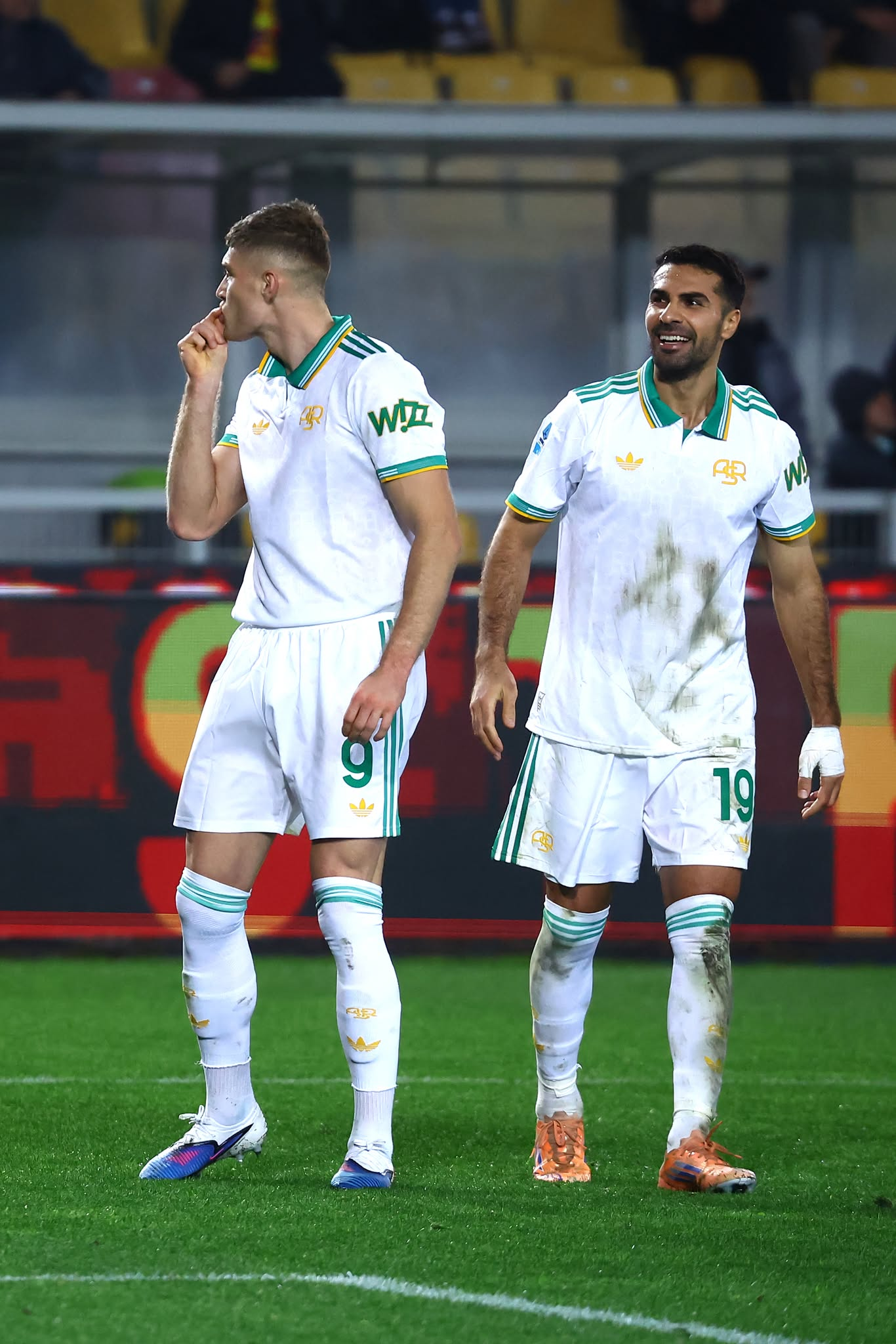 Lecce-Roma, Dovbyk segna e poi esce: esordio per Romano: i dettagli