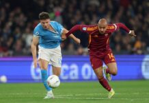 Super Malen illude la Roma: Alisson salva il Napoli e fa pari