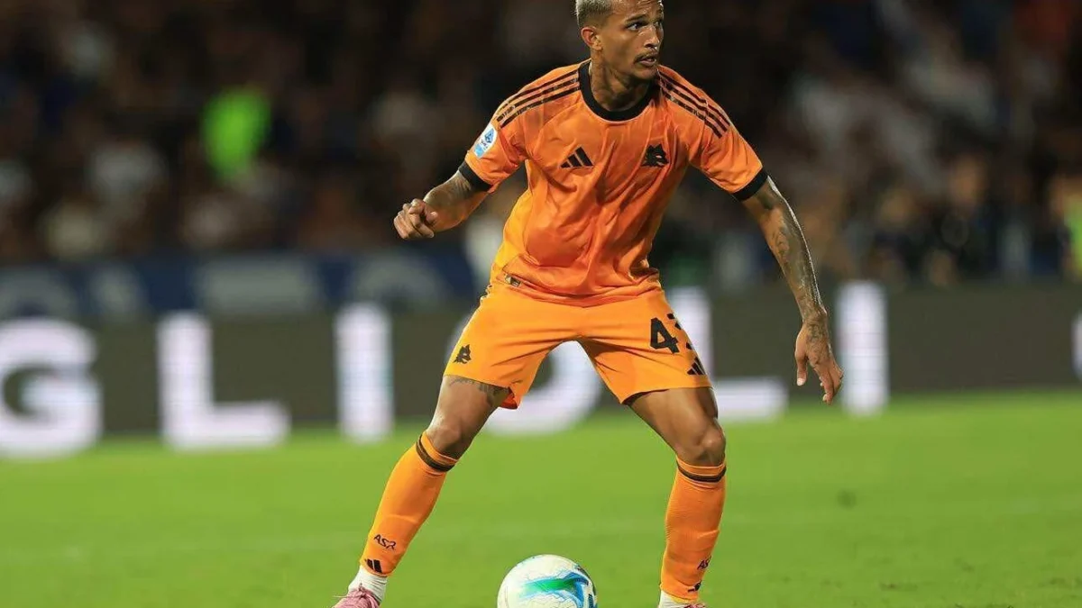 Wesley espulso contro il Como: salterà Roma-Lecce