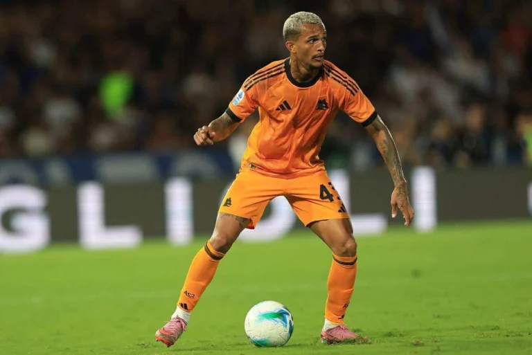 Wesley espulso contro il Como: salterà Roma-Lecce