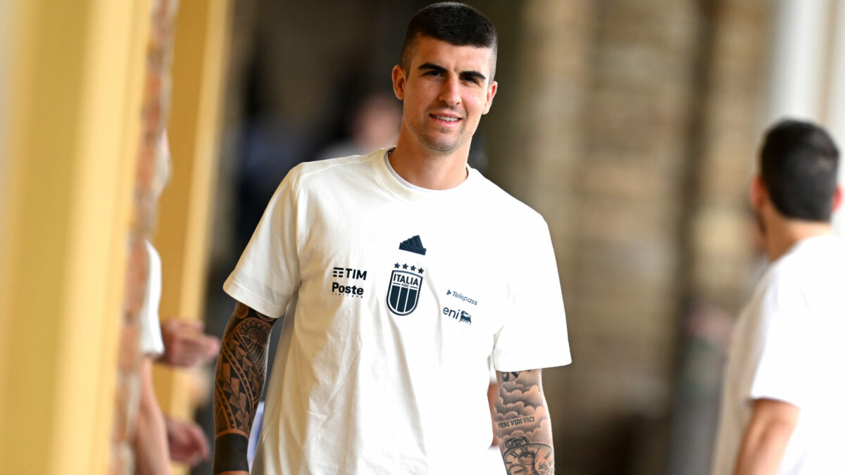 Italia, tre romanisti convocati da Gattuso per i playoff: Mancini, Cristante e Pisilli in azzurro – FOTO