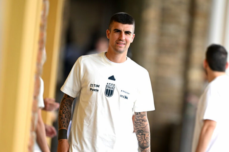 Italia, tre romanisti convocati da Gattuso per i playoff: Mancini, Cristante e Pisilli in azzurro - FOTO
