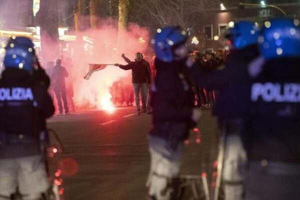 Roma-Bologna, tensione prima del match: 10 Daspo a tifosi giallorossi